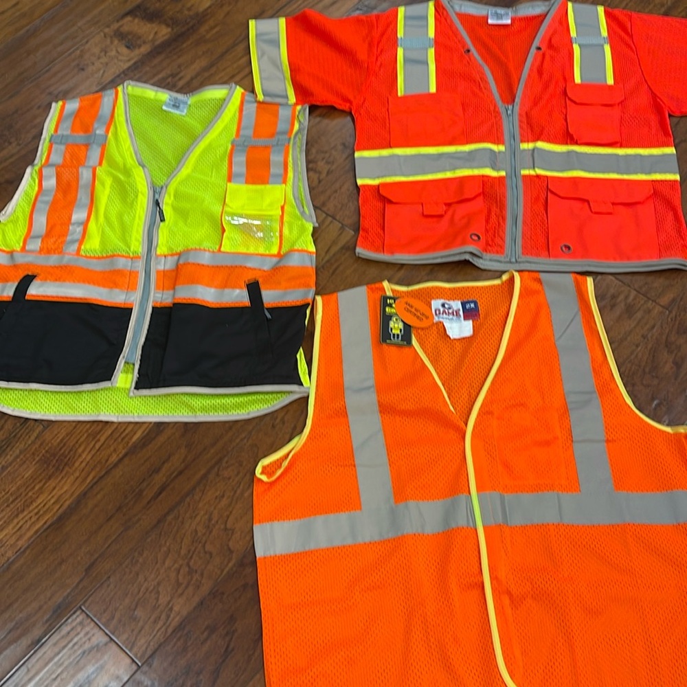 Bundle of 3 safety vests